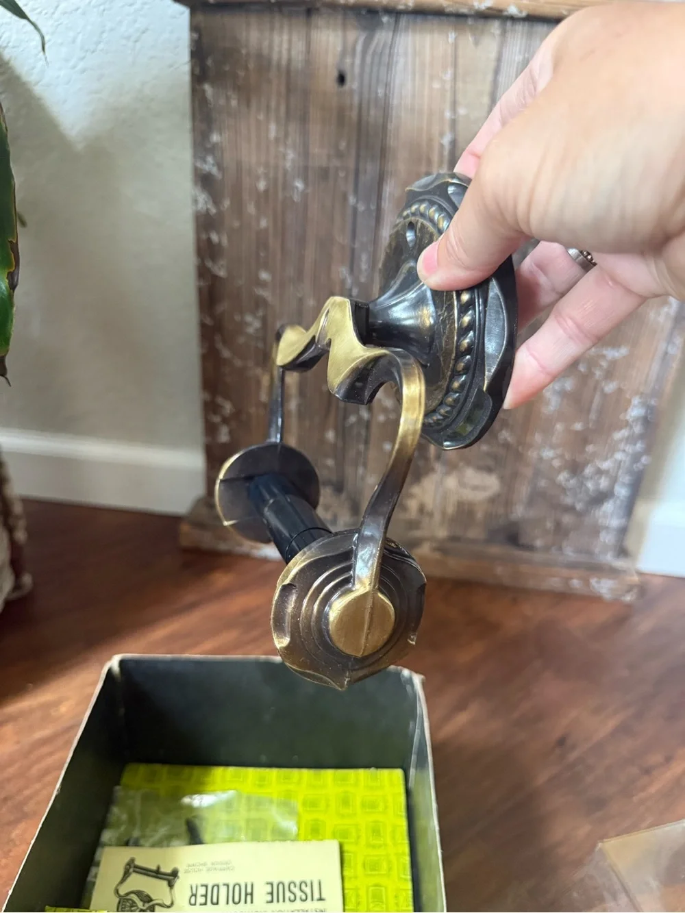 Vintage NIB Carriage House Collection Toilet Paper, Soap Dish, Light Switch
